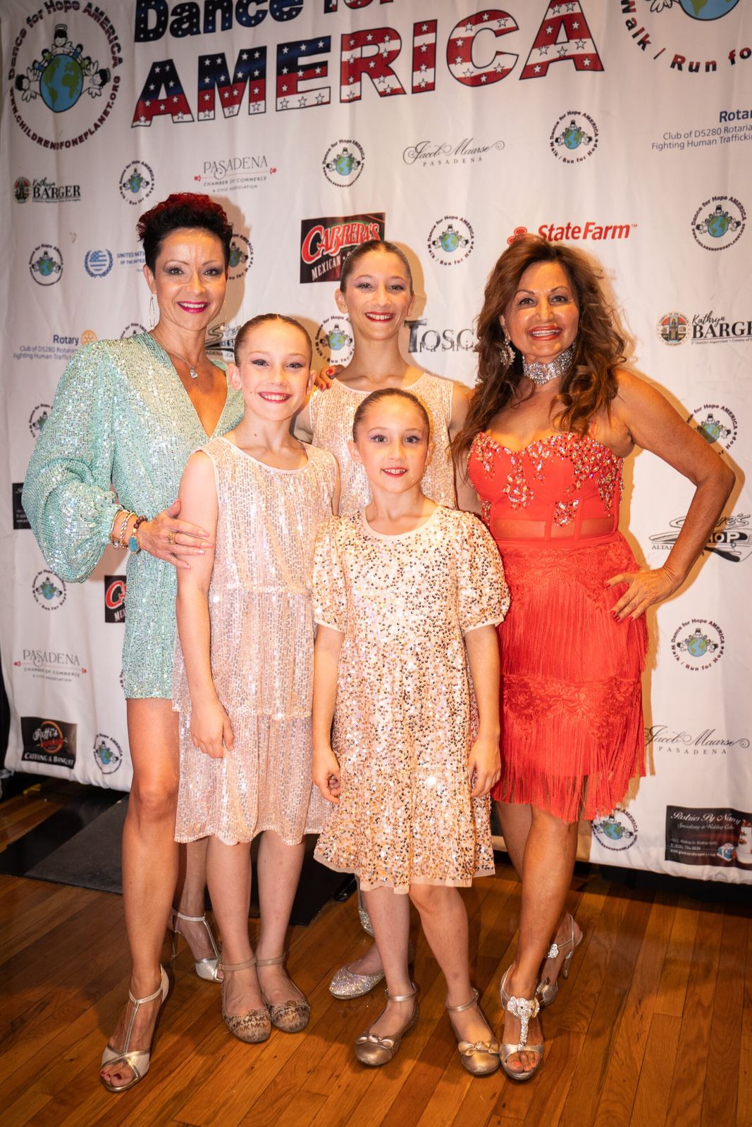 Kasia, Azita and Polish Girl Dancers